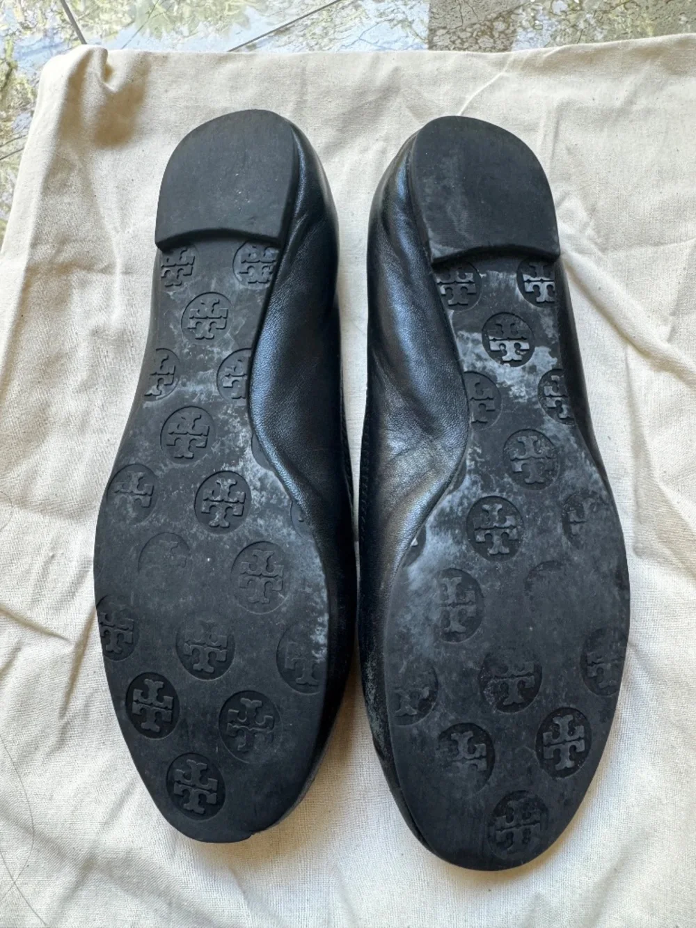 Tory Burch Ballet Flats With Elastic back